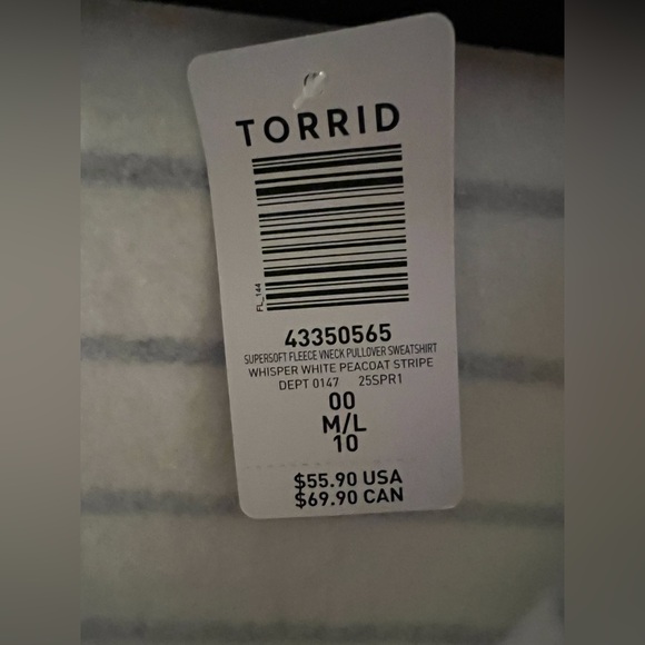 NWT Fleece V-Neck Sweatshirt. Size 00. - Picture 5 of 12